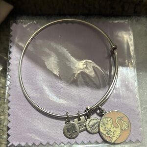 NWOT Silver and Cream Charm Bracelet welcome baby or expecting